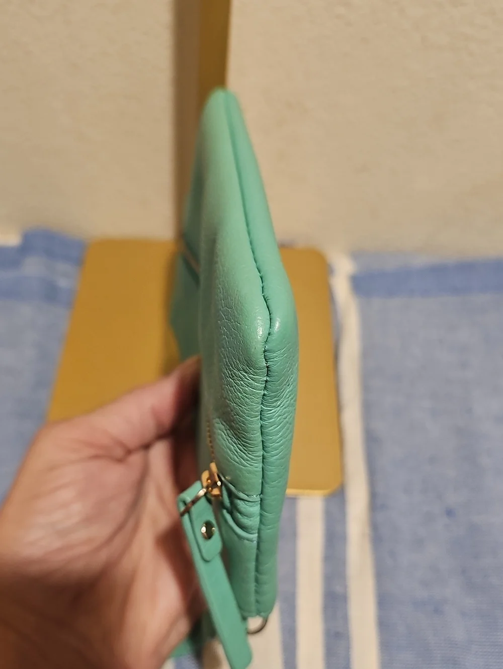 Kate Spade Cobble Hill Wristlet In Mint Green